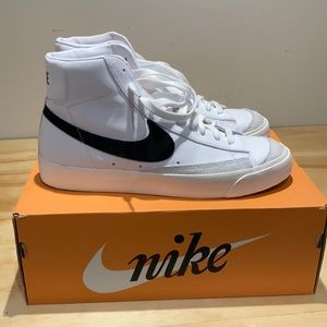 Nike Blazer MID ‘77 vntg